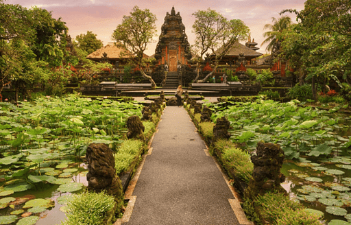 Guía de viajes de Ubud – Explorando el corazón cultural de Bali