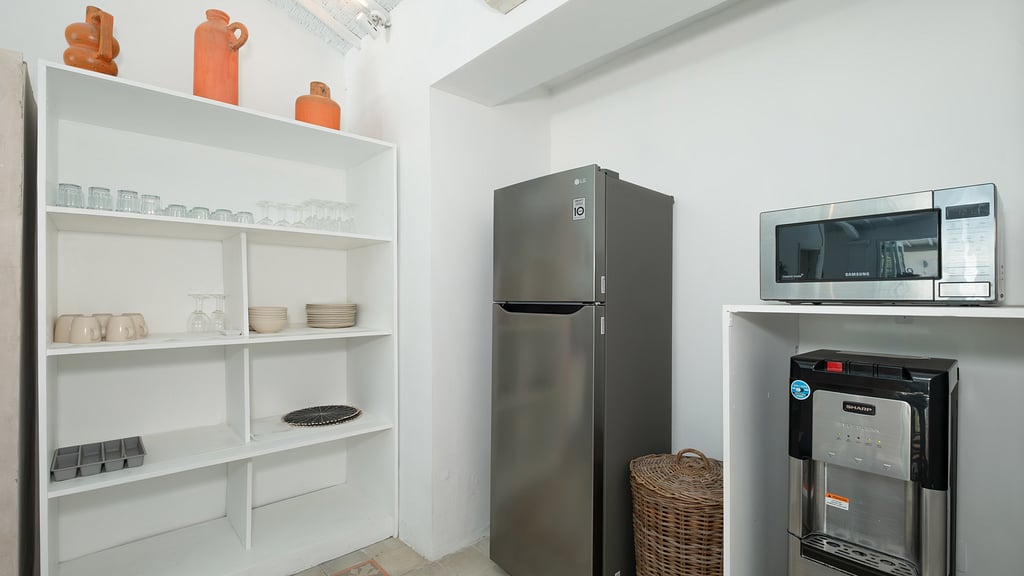 Villa Mas Estate Seminyak: Kitchen 2
