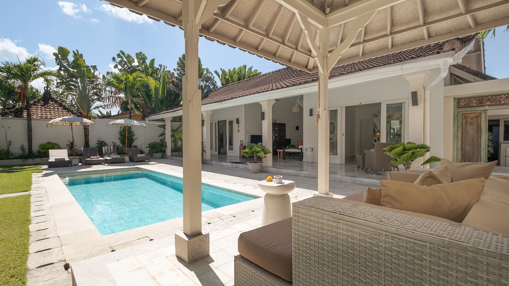 Villa Mas Estate Seminyak: Swimming pool 1