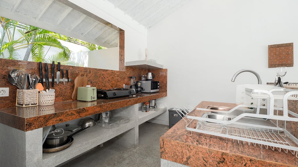 Villa Mas Estate Seminyak: Kitchen 1