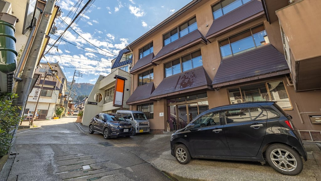 Address Nozawa Superior Studio