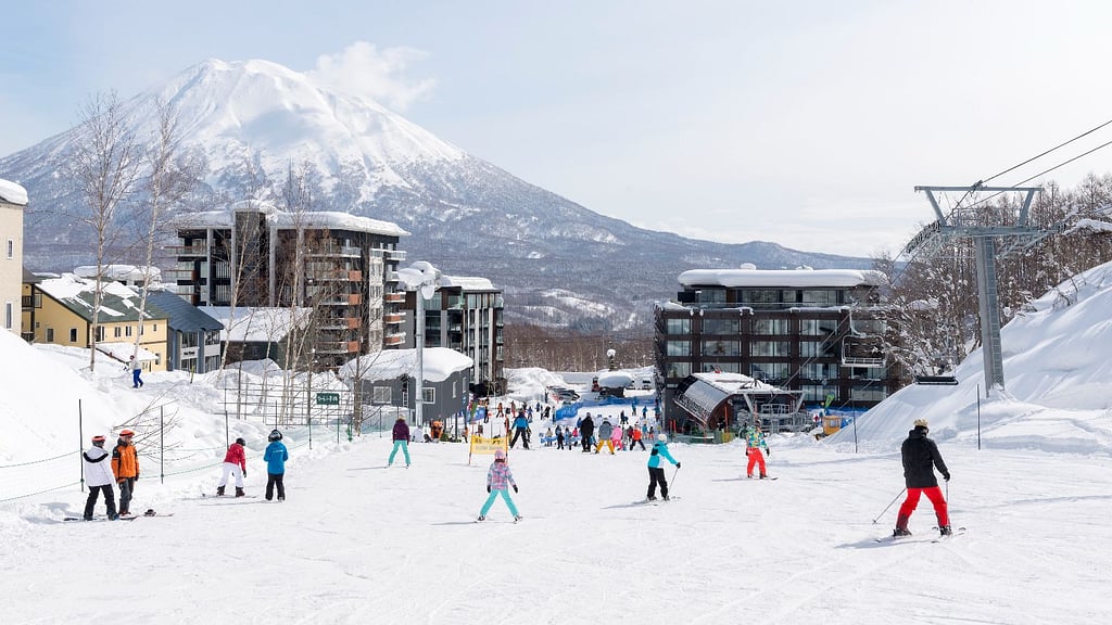 Aya Niseko