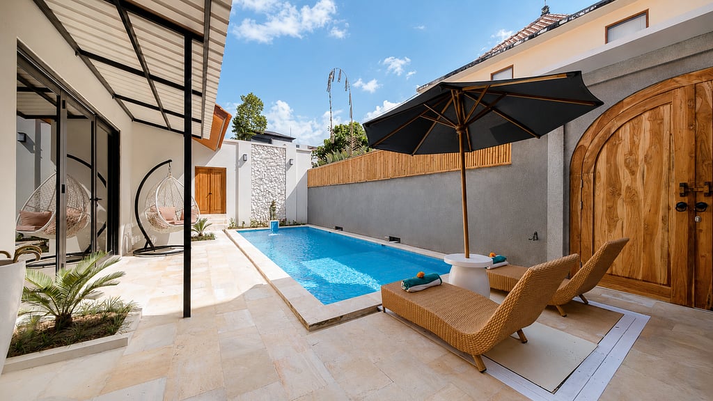 Domo Villas Estate: Swimming pool 2