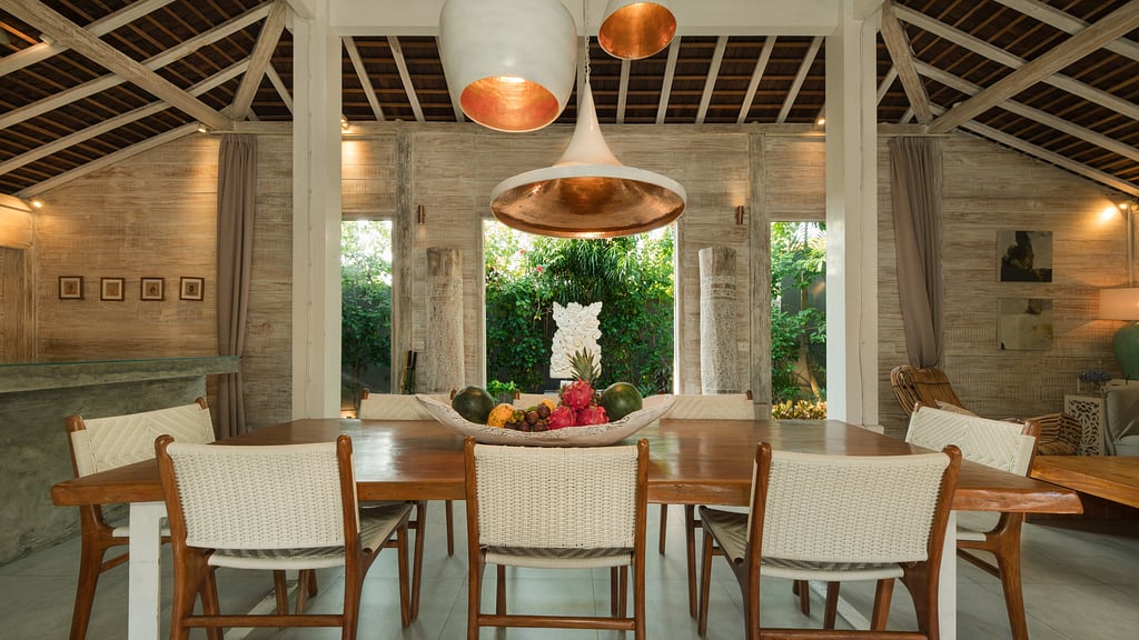 Little Mannao: Dining area