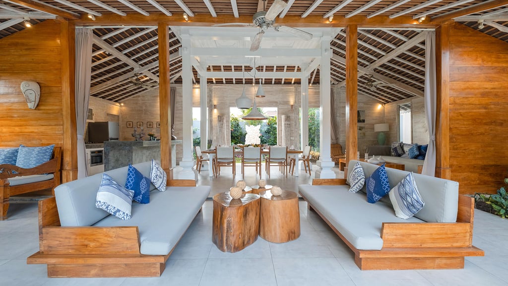 Mannao Estate: Living room 2