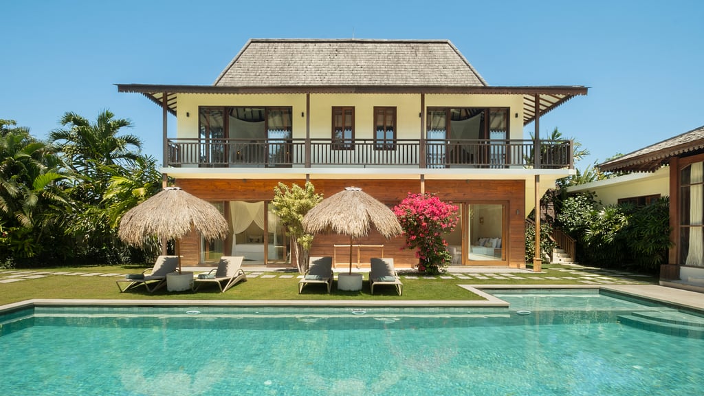 Villa Aloui: Swimming pool