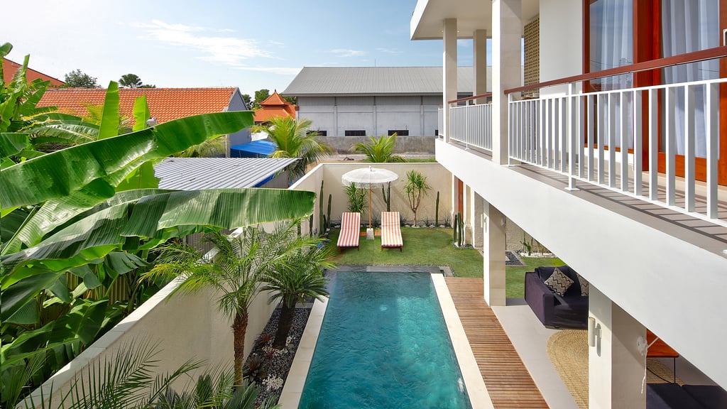 Villa Cinta Rose: Swimming pool