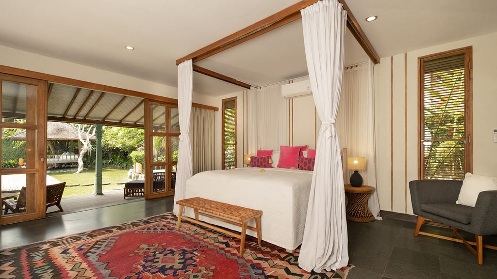 Villa Desa Roro Dua: Bedroom 1