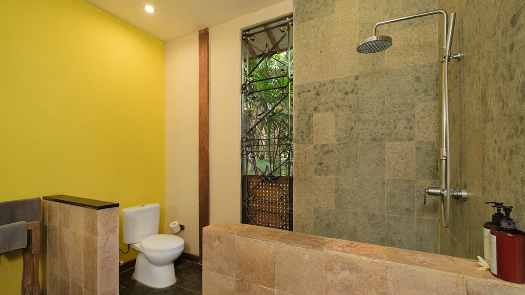 Villa Desa Roro: Bedroom 5