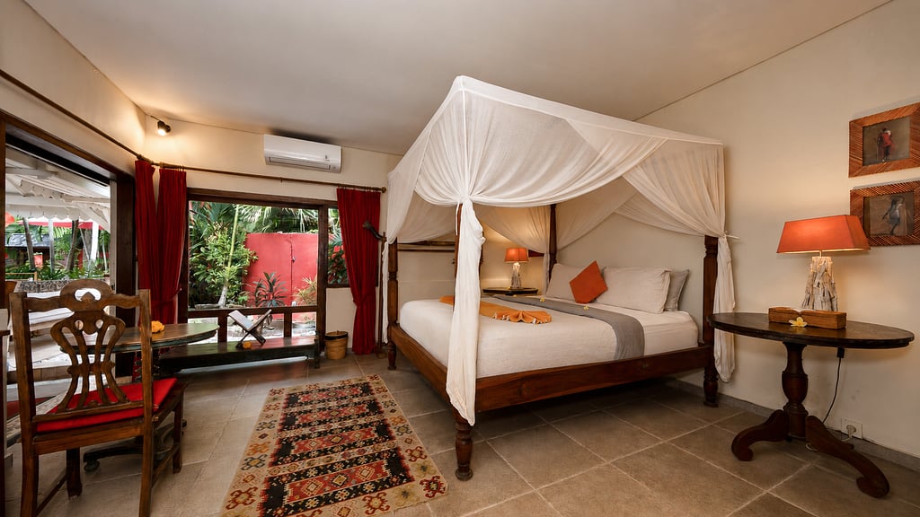 Villa Hangat: Bedroom 1