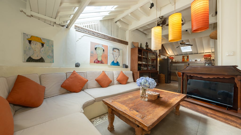 Villa Hangat: Living room