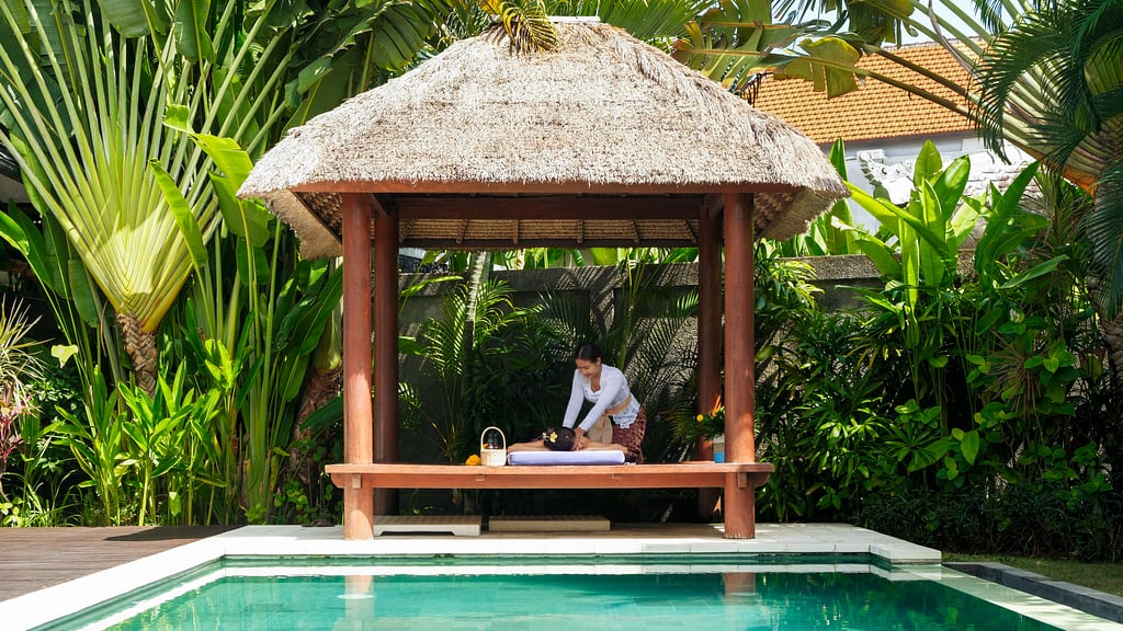 Villa Hiburan 1: Others