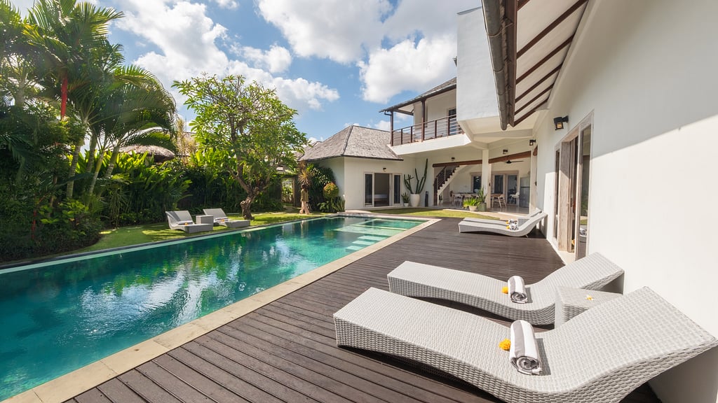 Villa Hiburan 1: Swimming pool