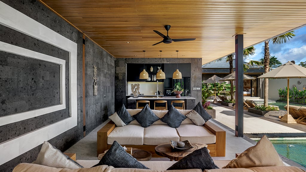 Villa Lembah Giri