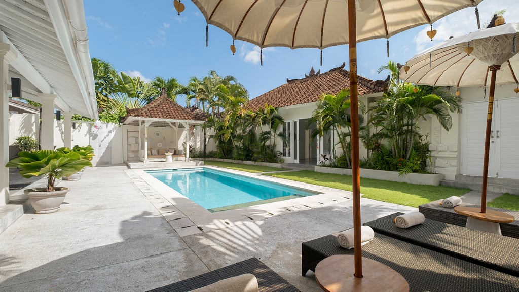 Villa Mas 3 Seminyak: Swimming pool