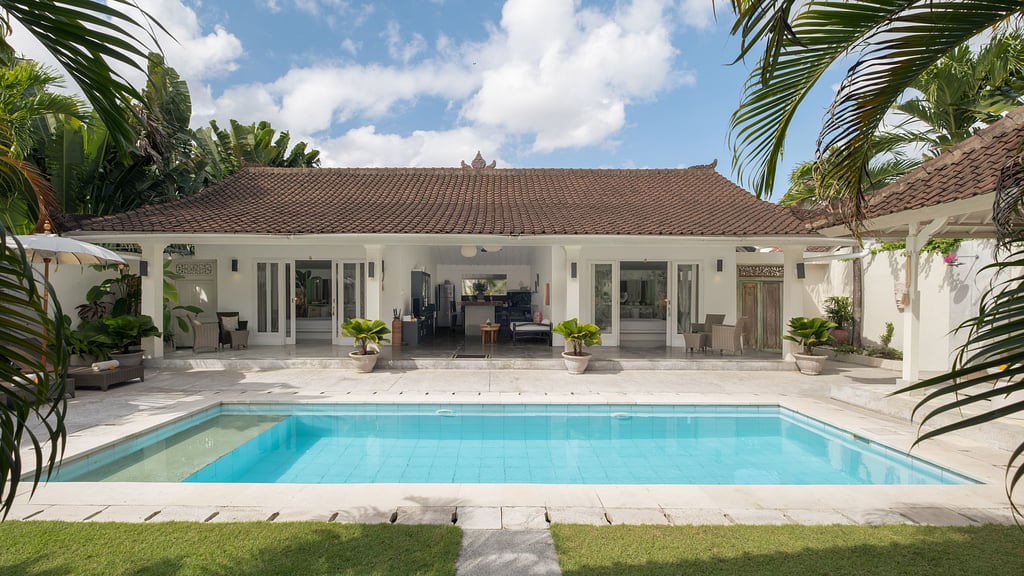 Villa Mas 3 Seminyak: Swimming pool