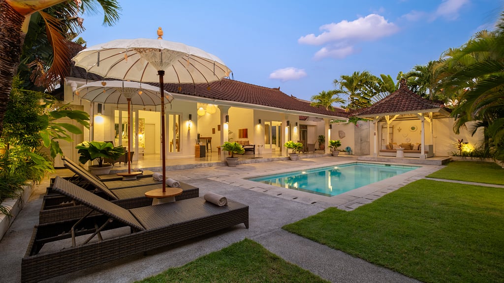 Villa Mas 3 Seminyak: Swimming pool