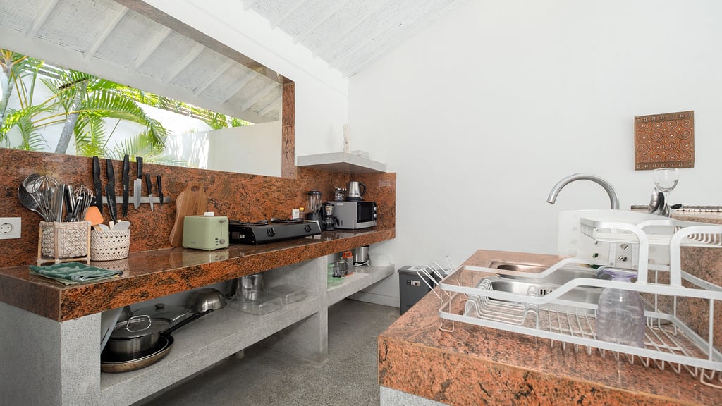 Villa Mas 3 Seminyak: Kitchen