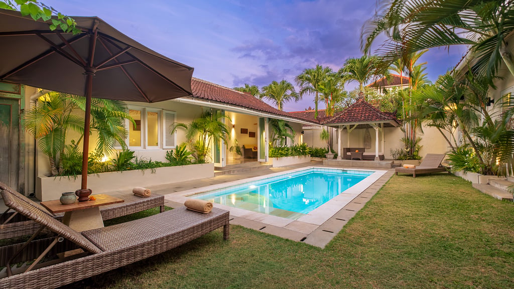Villa Mas 4 Seminyak: Swimming pool