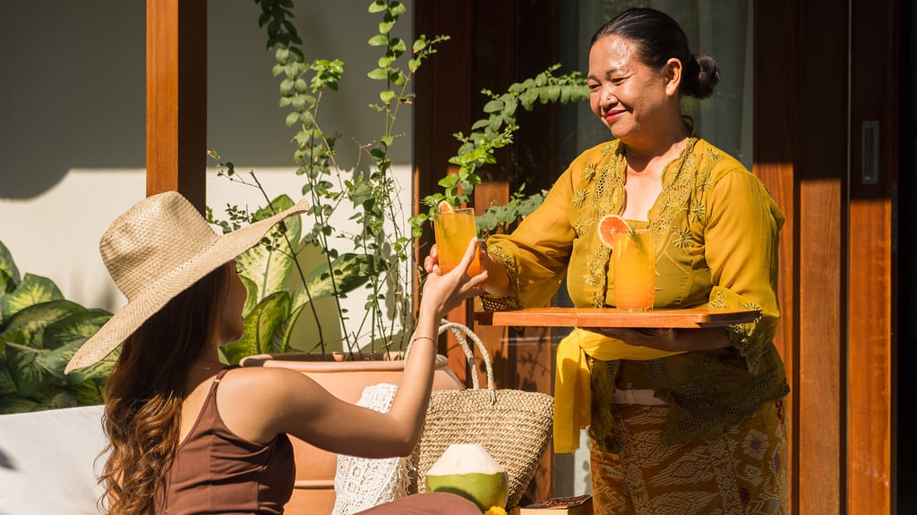 Villa Omah Bumbak: Services