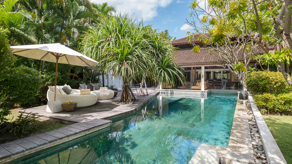 Villa Shantika: Swimming pool