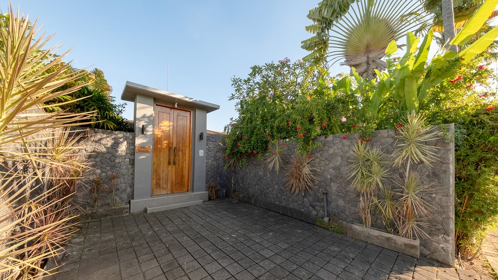 Villa Taramille: Parking areas