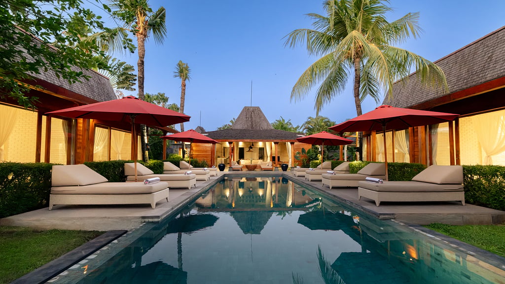 Villa Taramille: Swimming pool