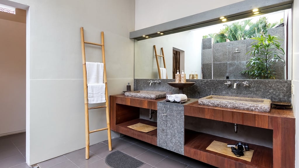 Alarte Estate: Bedroom 3