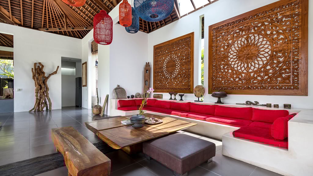 Alarte Estate: Living room 1