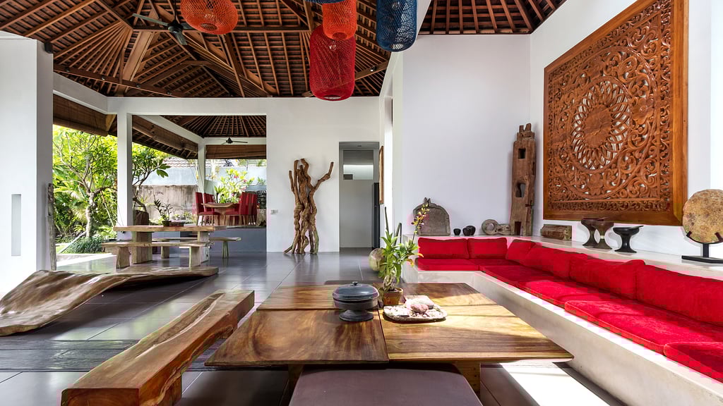 Alarte Estate: Living room 1