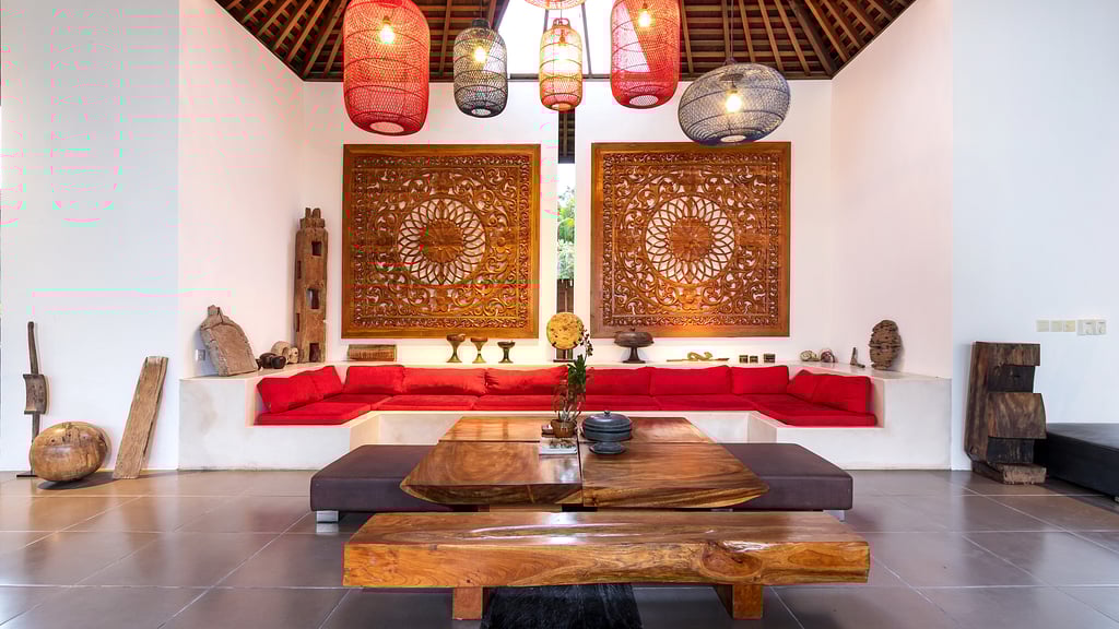 Alarte Estate: Living room 1