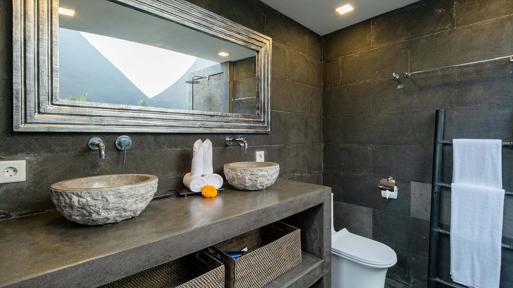 Alarte Estate: Bedroom 6