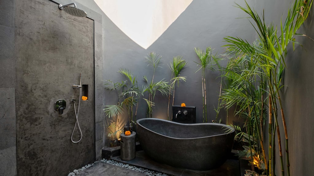 Alarte Estate: Bedroom 6