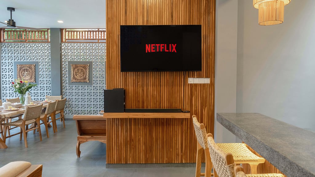 Alarte Estate: Living room 2