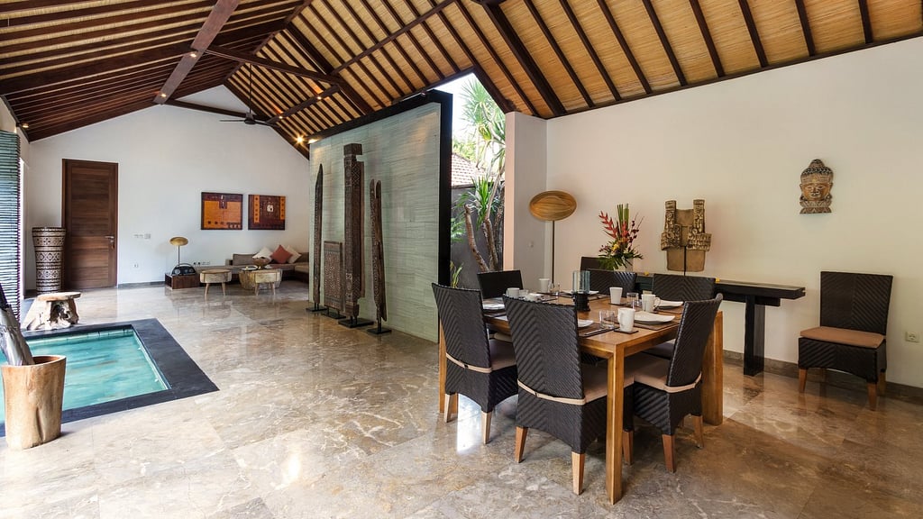 Anjali Villas: Dining area 2