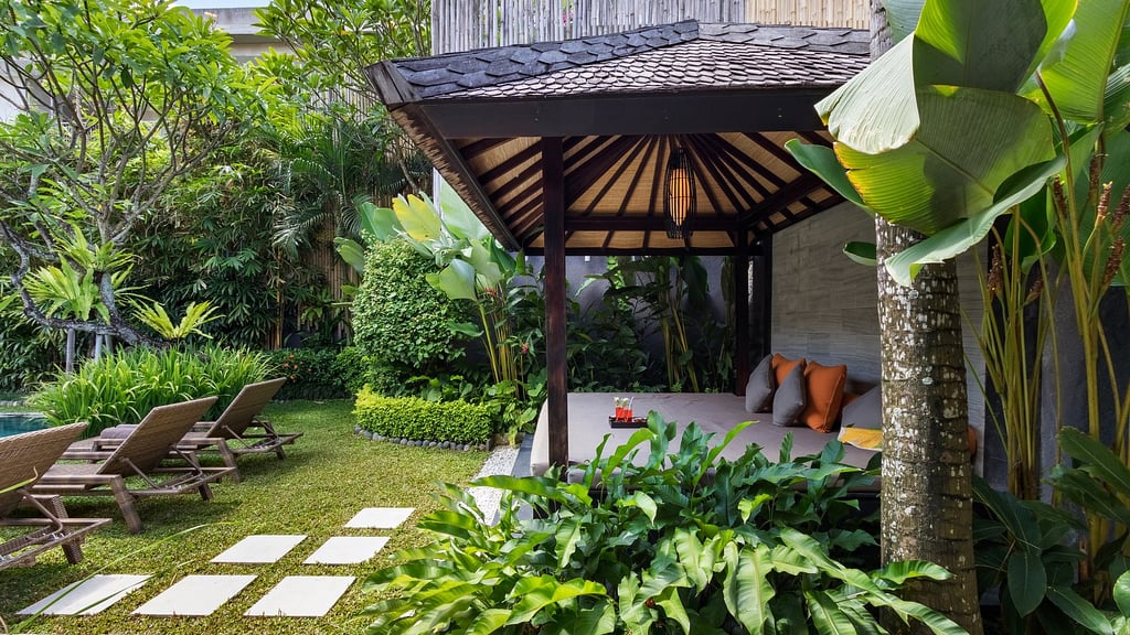 Anjali Villas: Garden 2