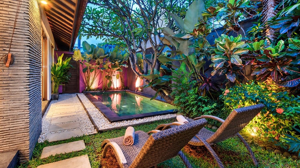 Anjali Villas: Swimming pool 4