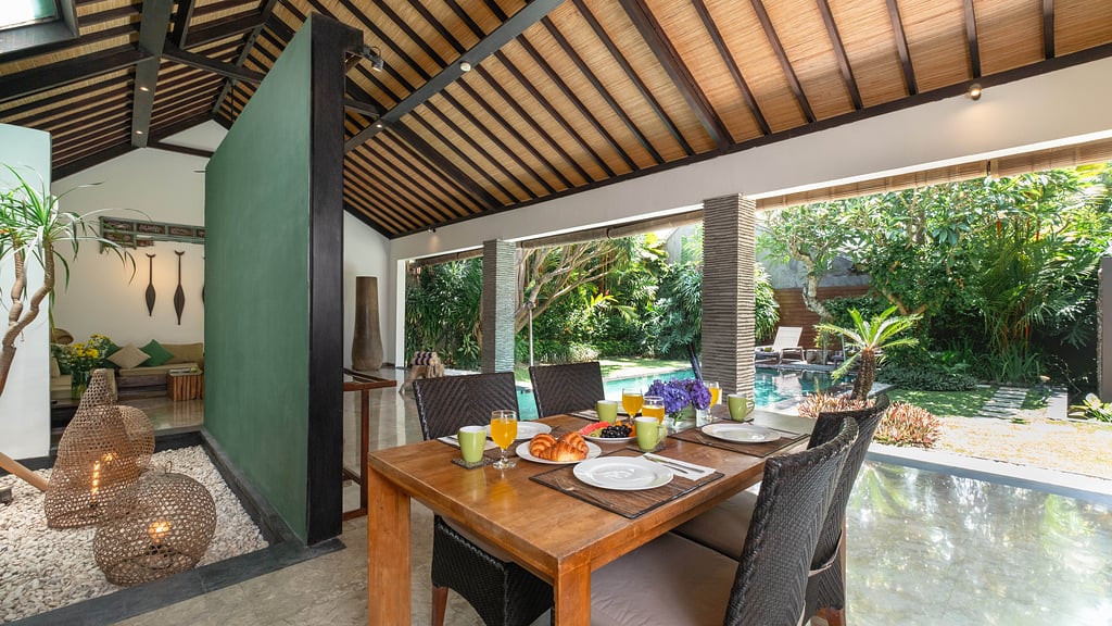 Anjali Villas: Dining area 3