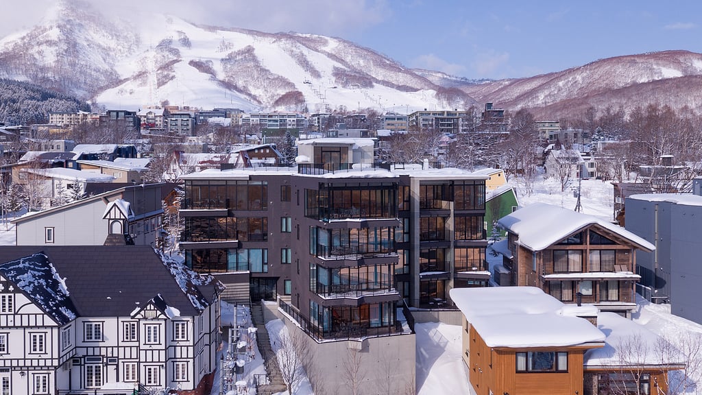 Aspect Niseko Platinum Suite 301