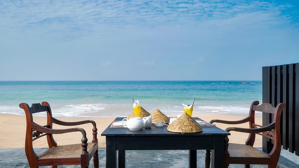 Blue Parrot Beach Villa