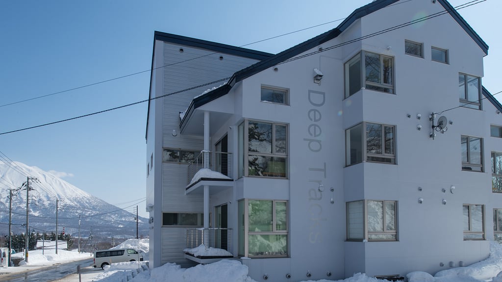 Deep Tracks Three Bedroom Condo