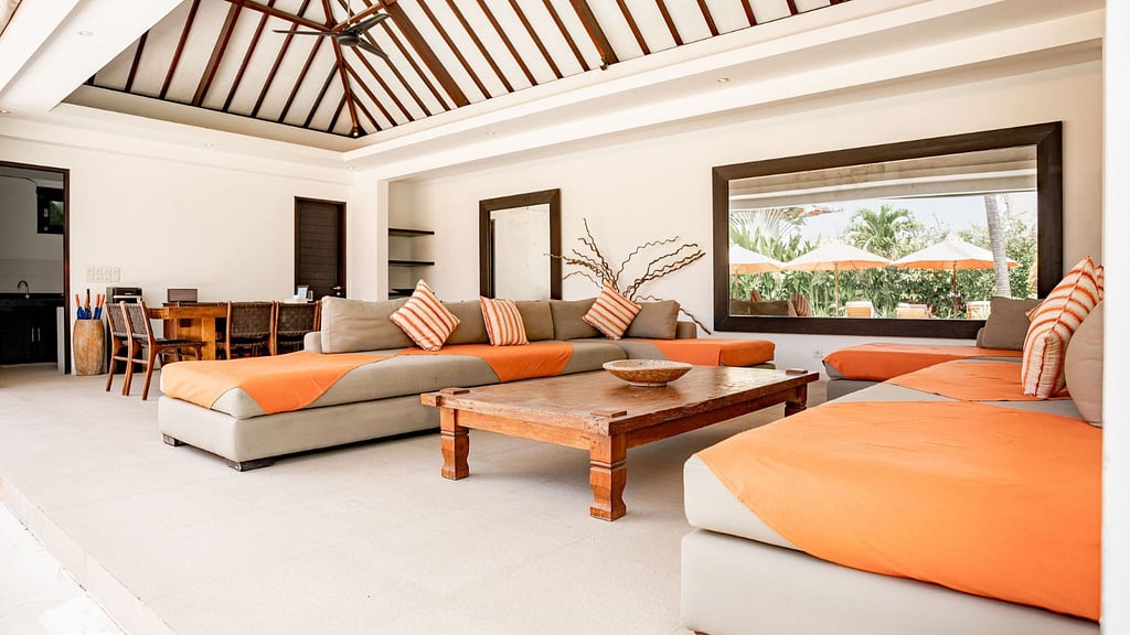 Echo Beach Duo Villa Empat