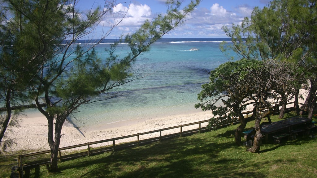 Eolia Beachfront Villa
