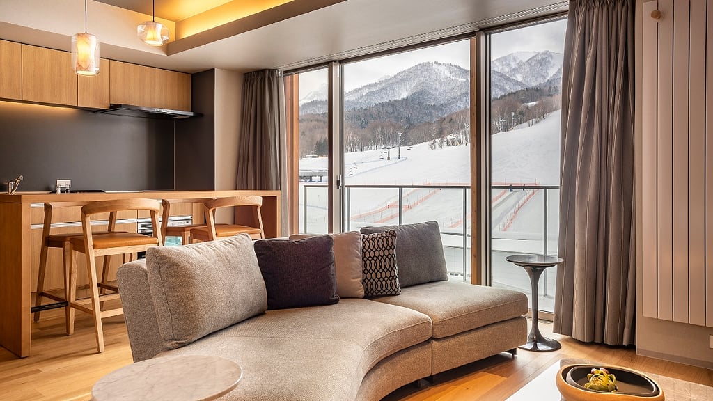 Fenix West Premier Apartment 2