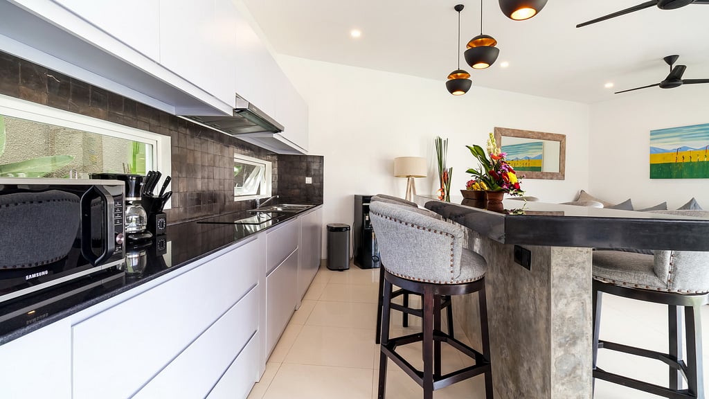 Hiburan Villas: Kitchen 1