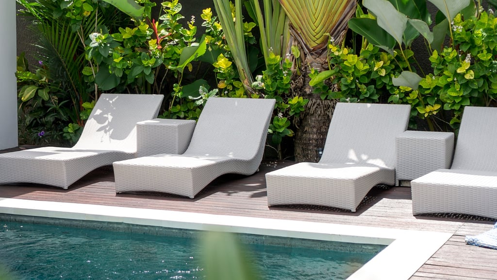 Hiburan Villas: Swimming pool 2