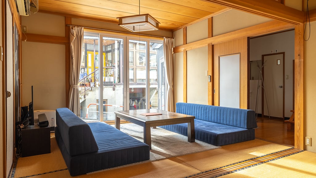 Kalik House