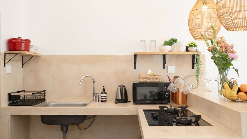 Kamila Villa 1: Kitchen