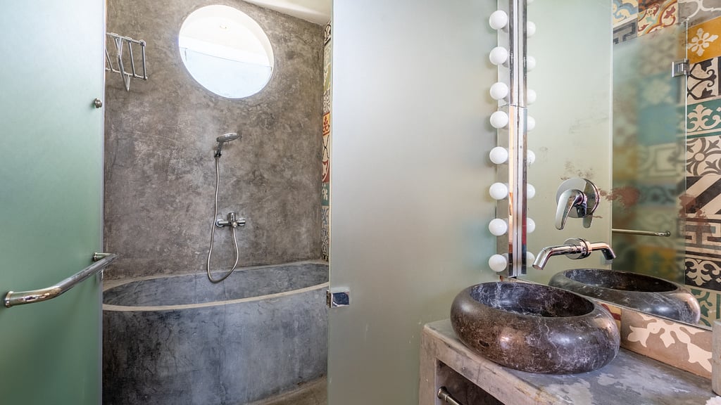 Ku Estate: Bedroom 3