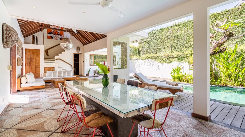 Ku Estate: Dining area